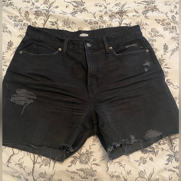 Old Navy distressed black jean shorts - Picture 1 of 2